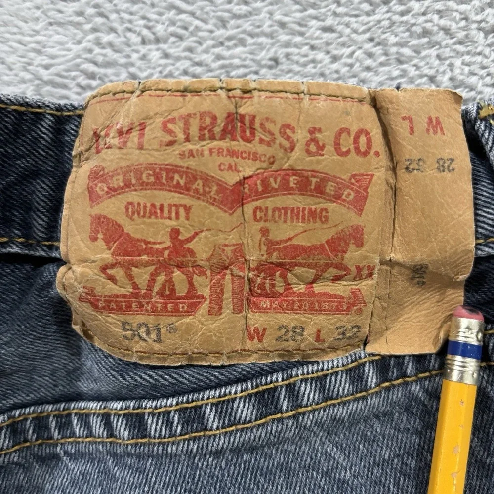 Levi's 501 Jeans Men's 28x32 Rigid Button Fly Original Straight Blue Denim Pants
